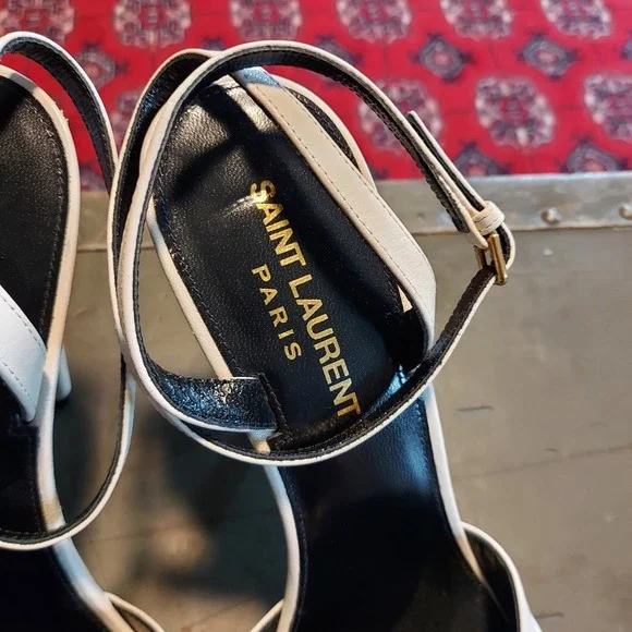 Saint Laurent Paris Two-Tone Pleated Leather Pointed Toe Pumps 37.5 White Black - Picture 6 of 8